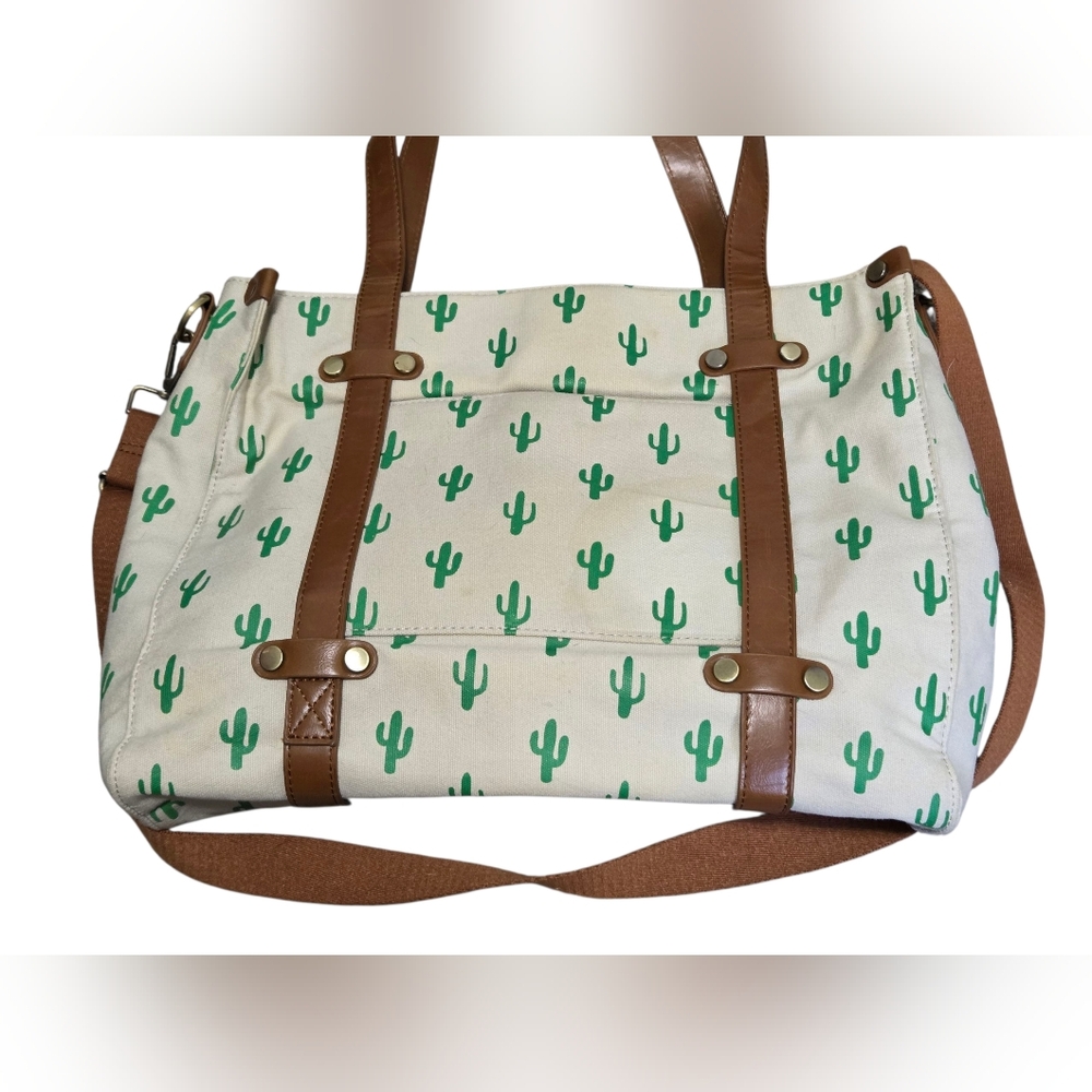 ModCloth Camp Director Tote in Cactus With Shoulder Strap - Picture 3 of 8